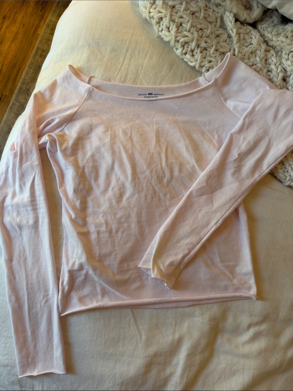 Brandy Melville off the shoulder top